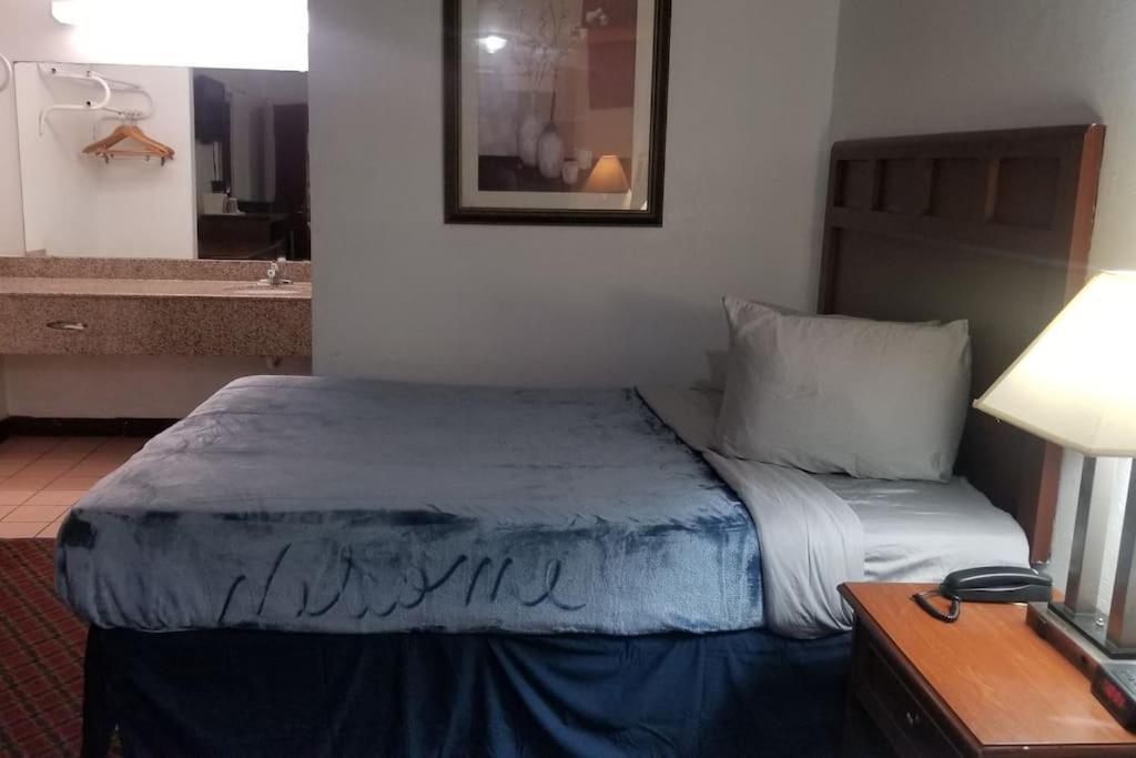 Osu King Bed Hotel Room 109 Wi-Fi Booking Stillwater Ngoại thất bức ảnh